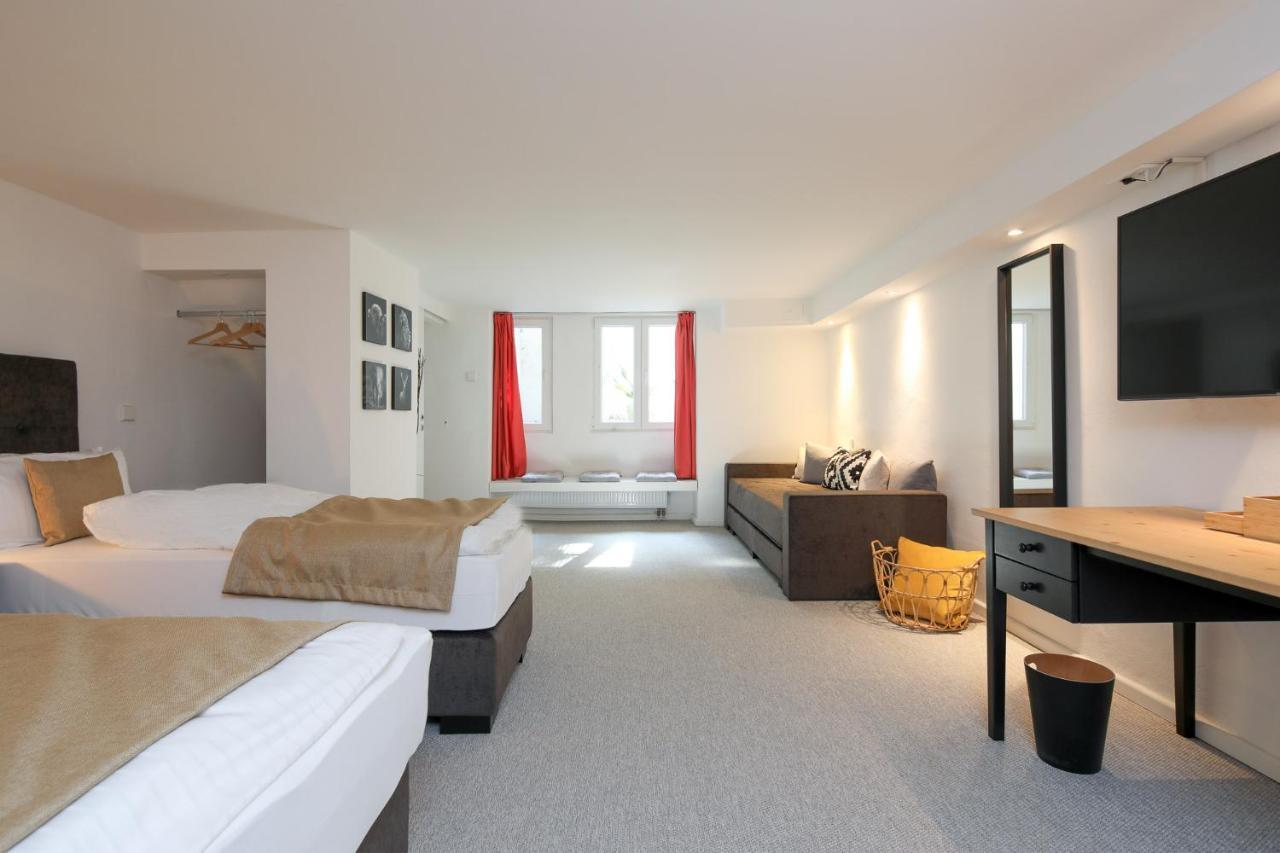 5 Personen Altbau nahe Kurfürstendamm Berlín Exterior foto